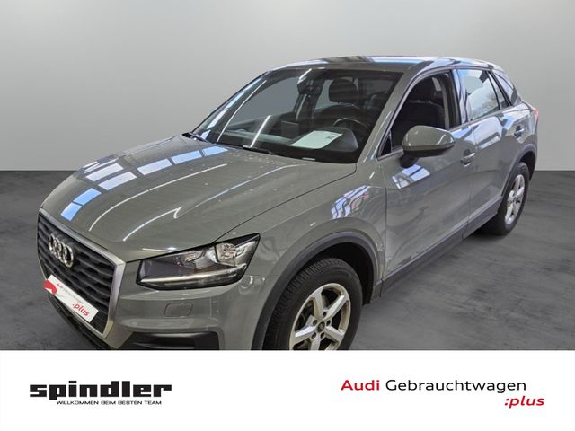 Audi Q2 S-Line 40 TFSI quattro S-tronic / Pano, AHK