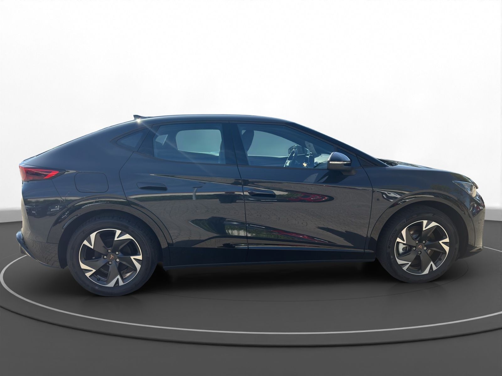 Cupra Tavascan - Bild 5