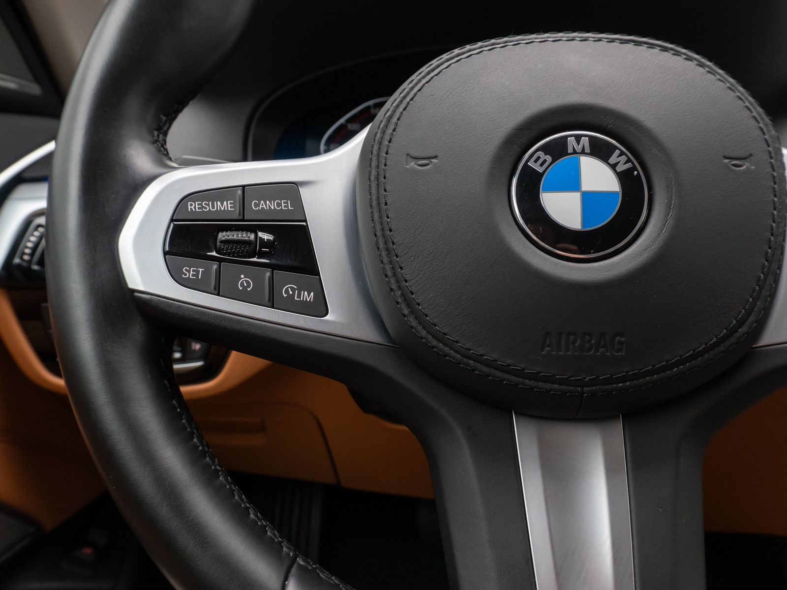 Fahrzeugabbildung BMW 520d xD DAB Kamera HUD Laser H/K Leder Komfort