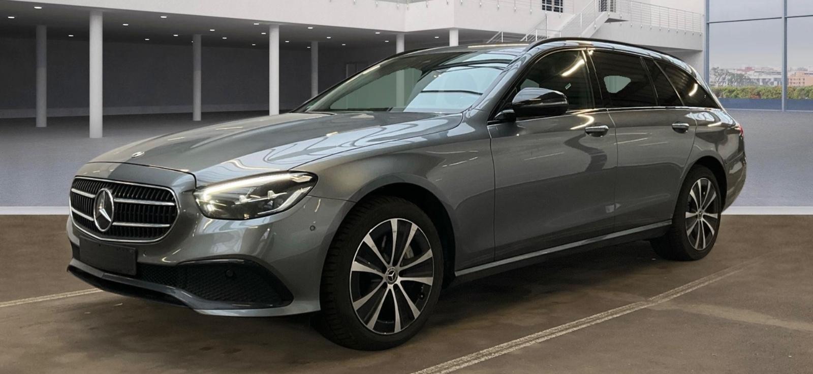 Mercedes-Benz E 300 de 4Matic Avantgarde Night Paket