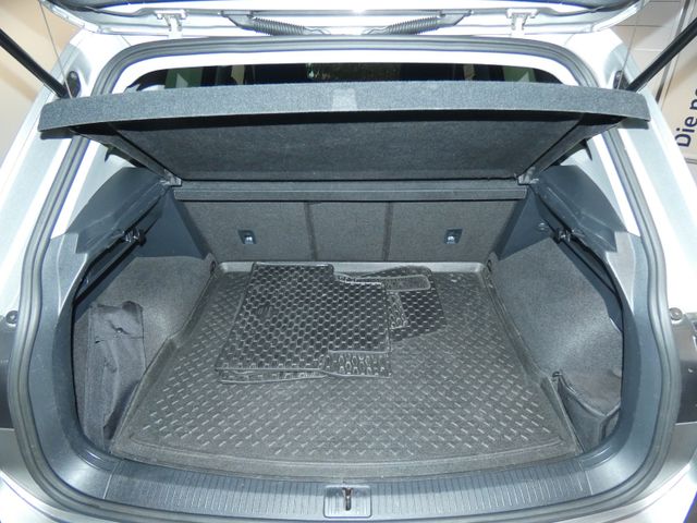 Tiguan 1.4 TSI Sound DSG AHK LED SCHEINWERFER