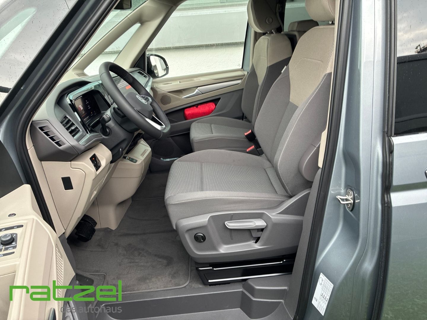 Fahrzeugabbildung Volkswagen T7 Multivan Edition 2.0 TSI DSG LÜ HUD