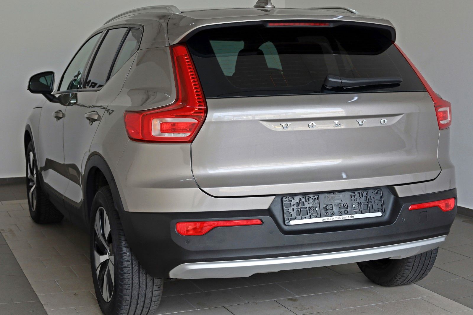 Fahrzeugabbildung Volvo XC40 Momentum Pro Navi,LED,Kamera,SH,Apple Car