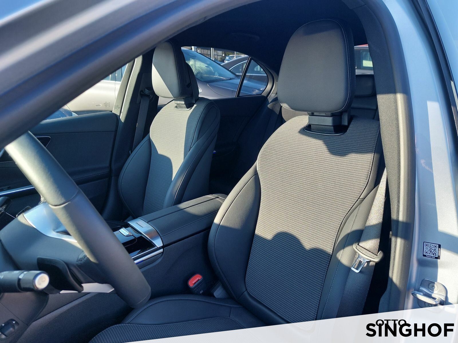 Fahrzeugabbildung Mercedes-Benz C 220 d Avantgarde +eff.3,99%+AHK+Distronic+360°