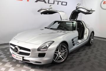 صورة 4 لـ 2010 Mercedes-BENZ SLS AMG