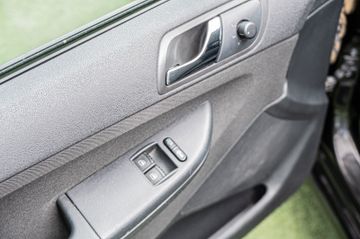 Fahrzeugabbildung SKODA Fabia Combi Ambiente |KLIMA|SHZ|CD-RADIO|