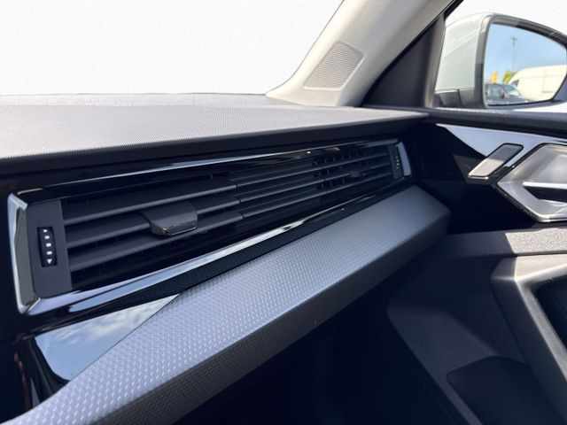 A1 Sportback 30 TFSI ADVANCED DCP+PDC+SMARTPHONE