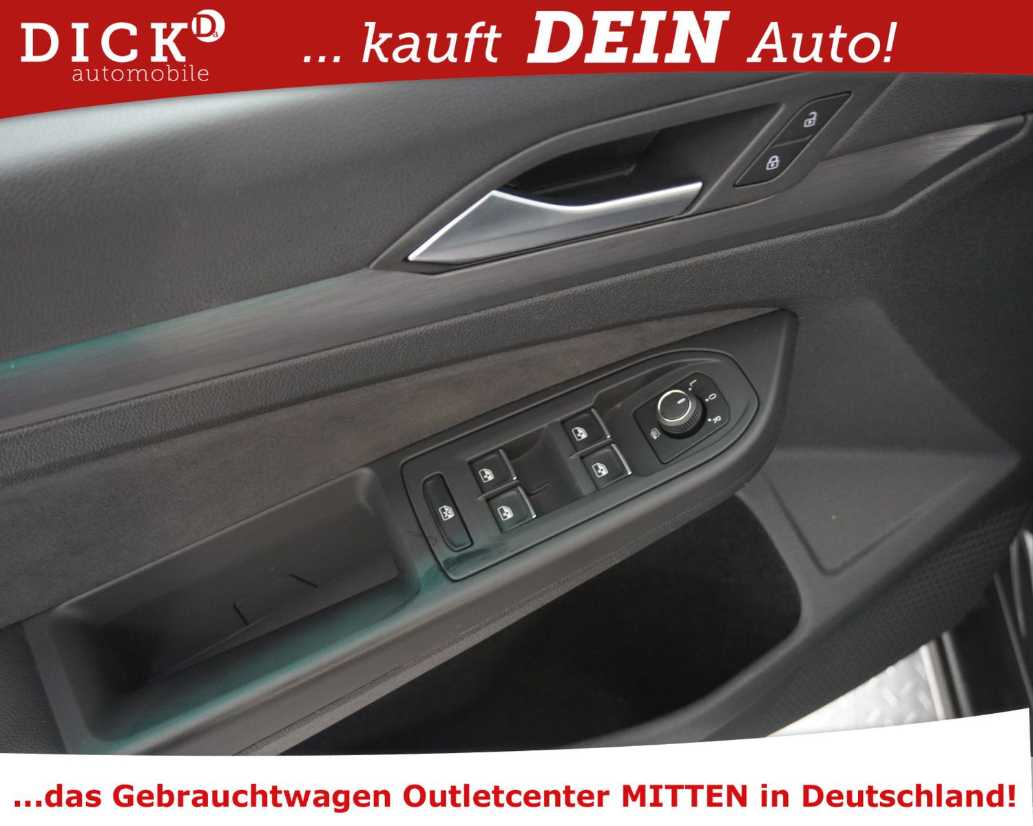 Fahrzeugabbildung Volkswagen Golf VIII 1.5 eTSI DSG Style MEMO+MASS+VIRTU+ACC