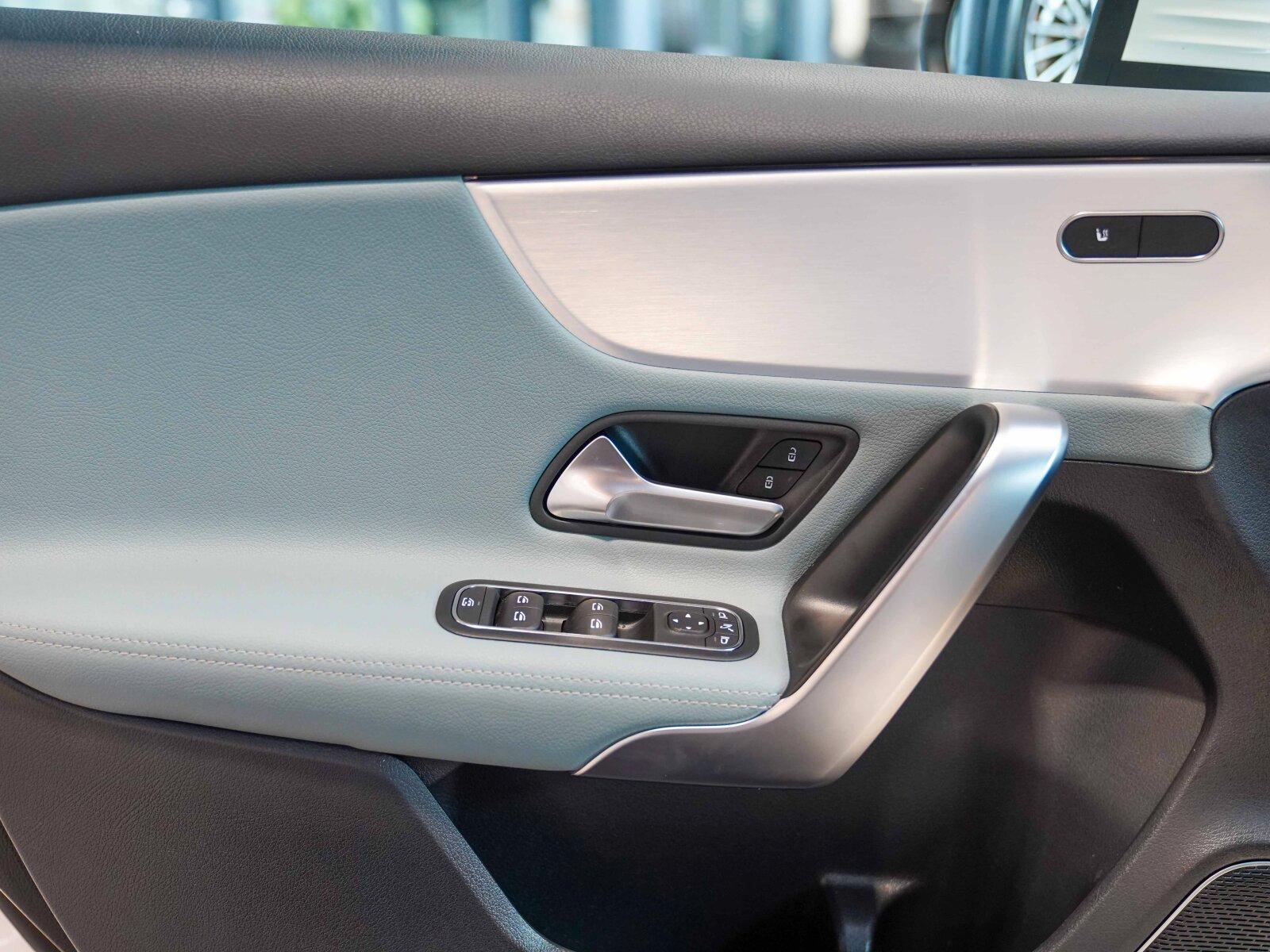 Mercedes-Benz A-Class d AMG Line 360° DISTRO Burmester Standhzg, миниатюра 12