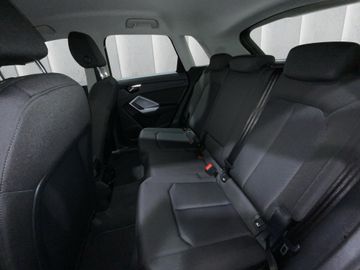 Audi Q3 - 11