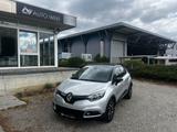 Renault Captur Luxe/SHZ/NAVI/KAMERA/AUOTM/1-HAND - silberne Renault Captur