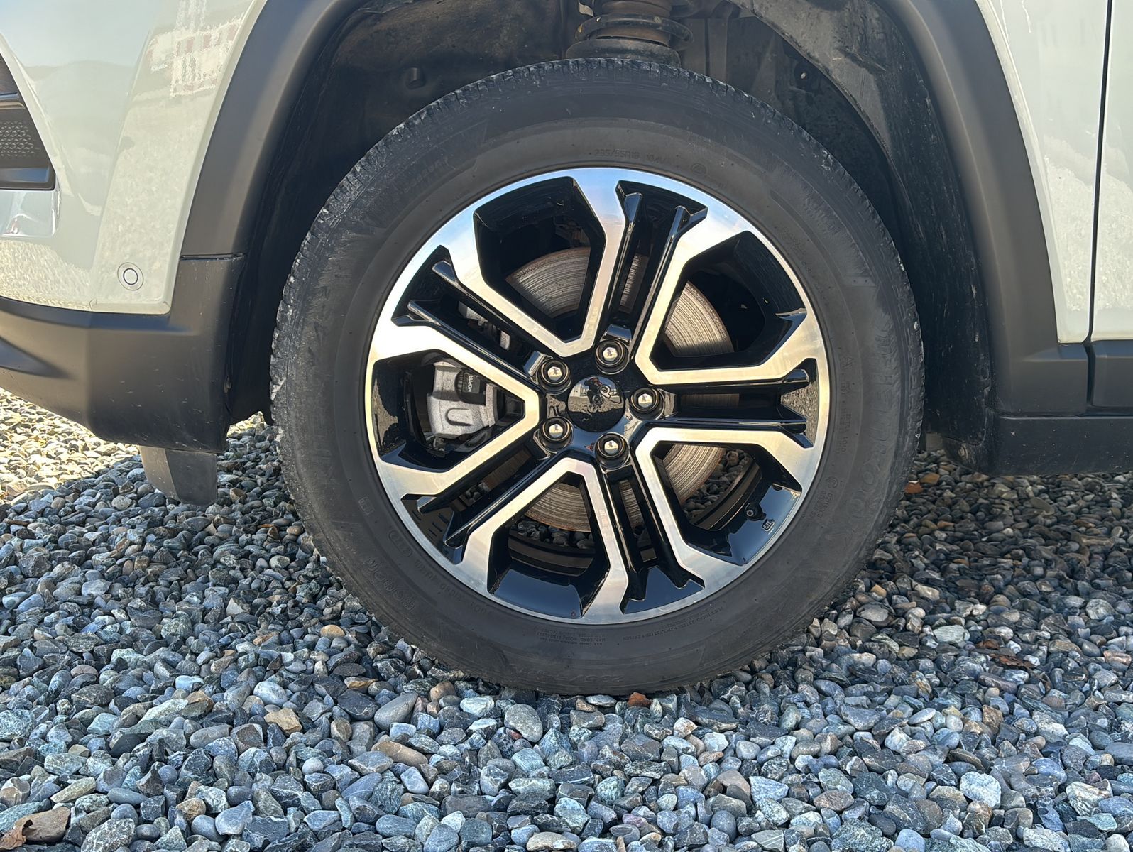 Fahrzeugabbildung Jeep Compass 1.3 T4 Plug-In Hybrid Limited 4xe 140kW