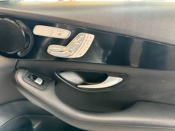 Mercedes-Benz C 220 *Keyless*Memory*PDC*ACC*AHK*SpurHT*NAVI*