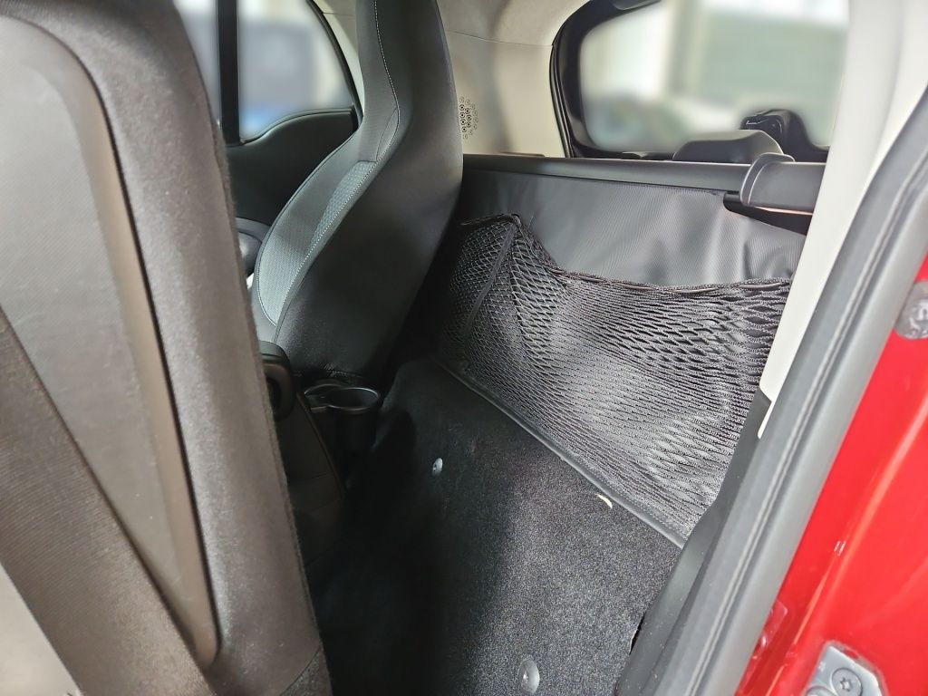 Fahrzeugabbildung Smart EQ ForTwo Pano Tempomat Navi LED SHZ SpurH KAM