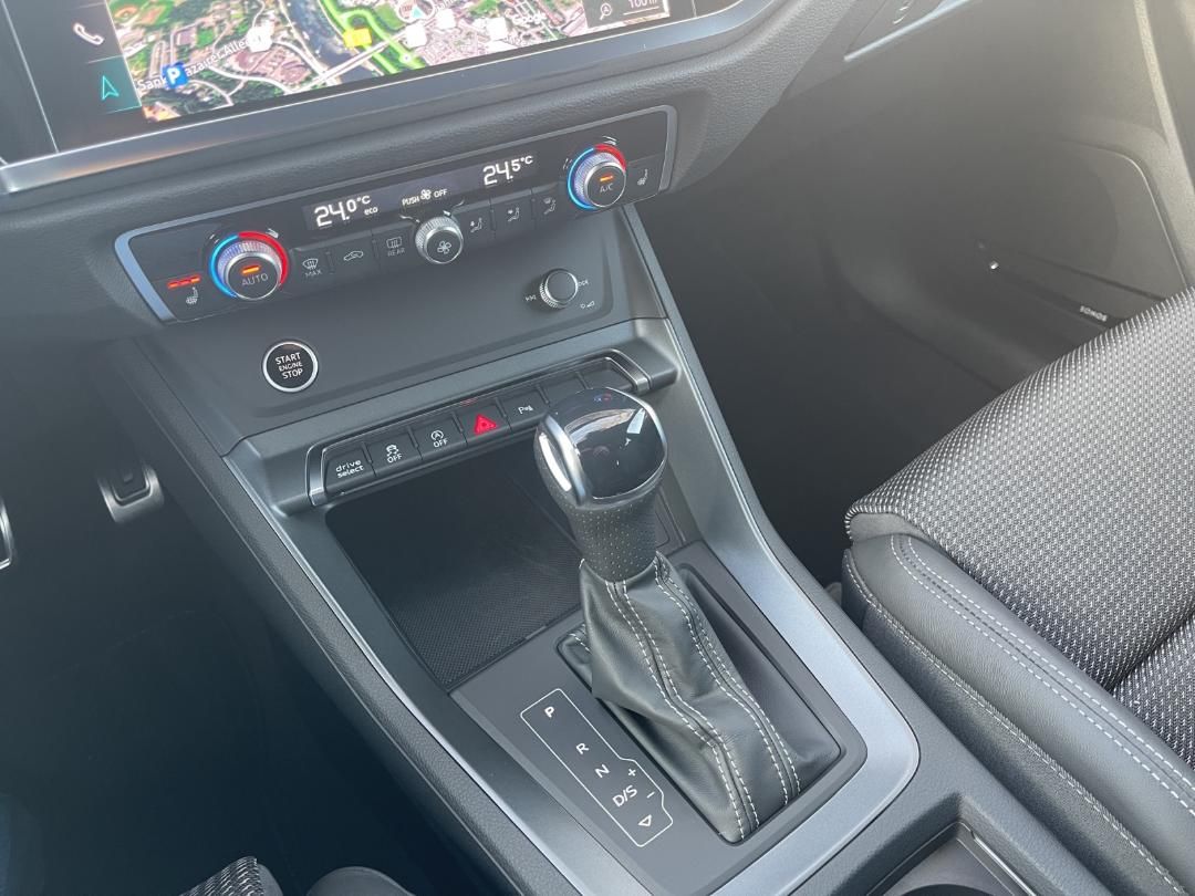 Fahrzeugabbildung Audi Q3 SUV S line Q3 35 TFSI S-tronic 2x AHK Pano So