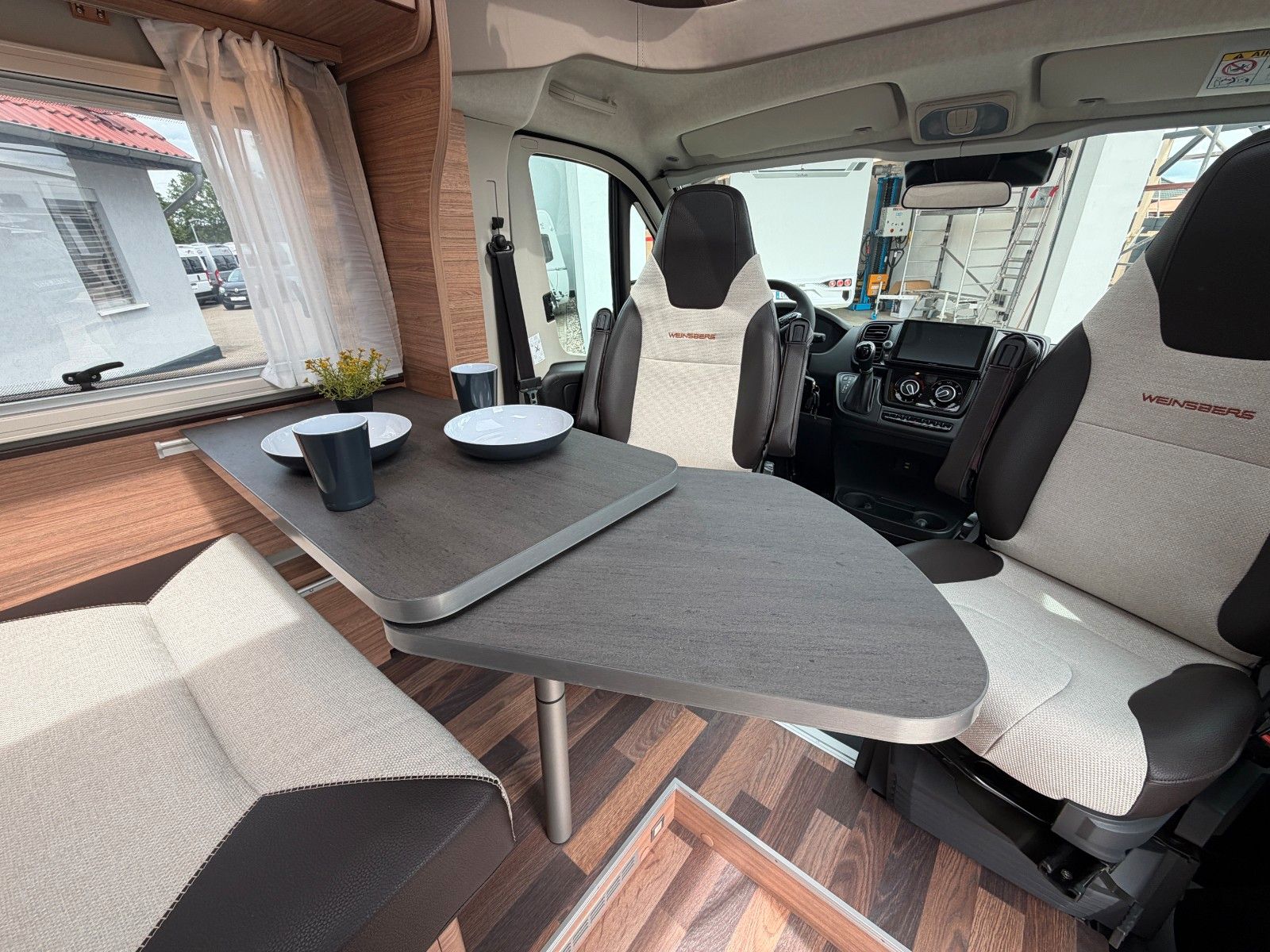 Fahrzeugabbildung Weinsberg CaraCompact Edition Pepper 600 MEG AT