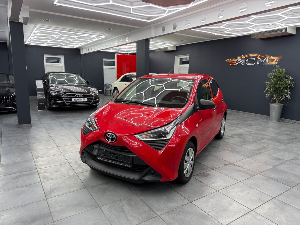 Image of Toyota Aygo (X)
