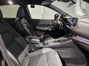Fotografie 6 des Nissan Qashqai 1.3 DIG-T MHEV Xtronic Tekna Pano Bose