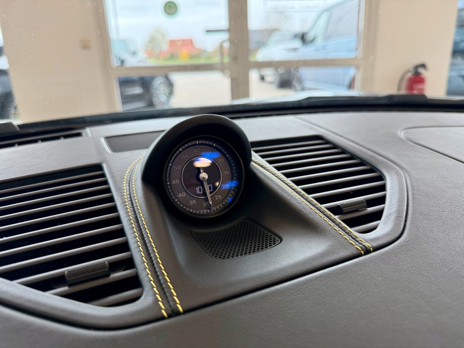 Fahrzeugabbildung Porsche 911 992 Turbo S Cabrio LIFT/Burmester/Keyless