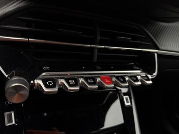 Peugeot 2008 - 7