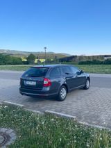 Skoda Octavia 1.2 TSI Ambiente Combi Ambiente - Skoda Octavia aus 2011