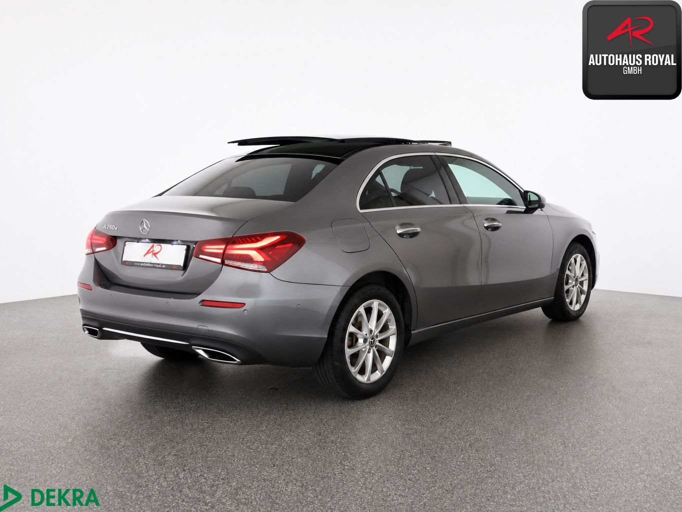 Mercedes-Benz A 250 e Limousine PANO KEYLESS KAMERA DISTRO AHK foto 5