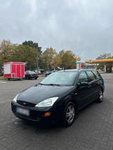 Ford Focus 1.6 tüv bis 04.26 - Ford Focus aus 2001: Kombi