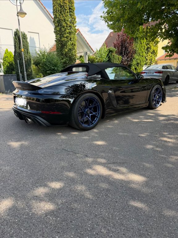 Image of Porsche Boxster