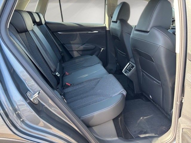 Fahrzeugabbildung SKODA Elroq 50 Tour Loft +AHK+SHZ+NAVI+RFK+PDC+LED+