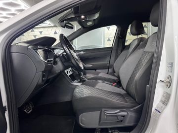 Volkswagen Taigo - 11