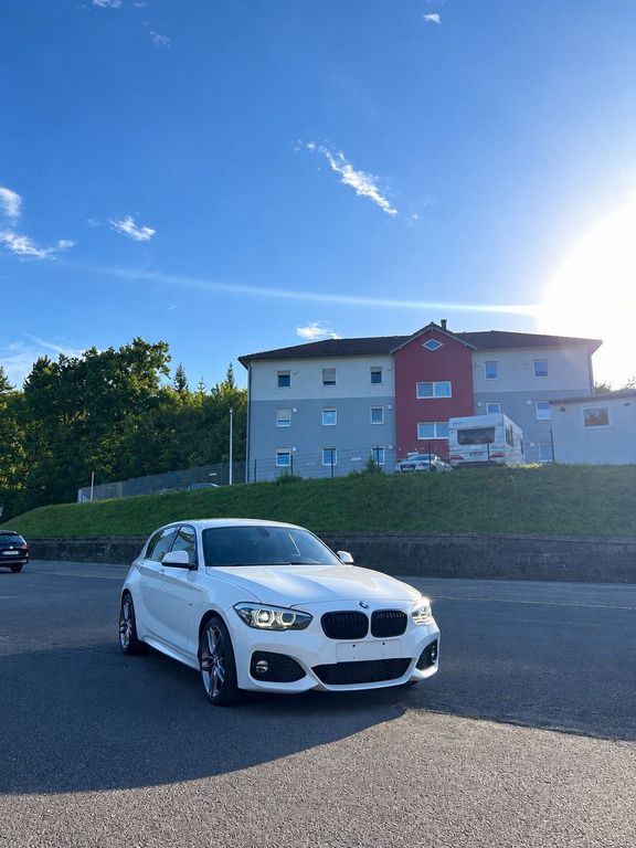 Image of BMW 120
