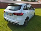 Mercedes-Benz B 200 d DCT -  Kamera, elektr. Heckklappe - mit Diesel-Antrieb: mit Klimaautomatik, Elektr Heckklappe