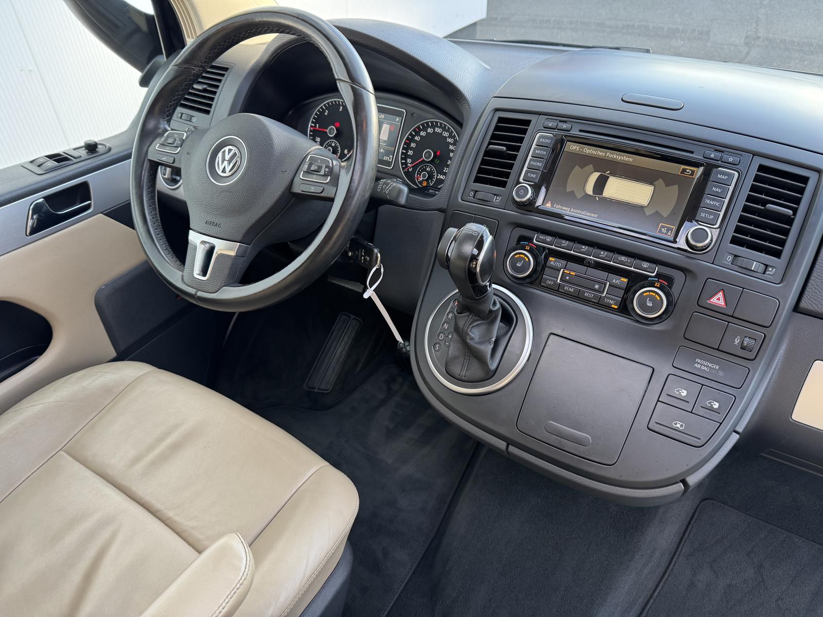 VOLKSWAGEN T5 MULTIVAN 2.0 TDI 179ch HIGHLINE 4MOTION BVA Toit ouvrant Sièges chauffants cuir
