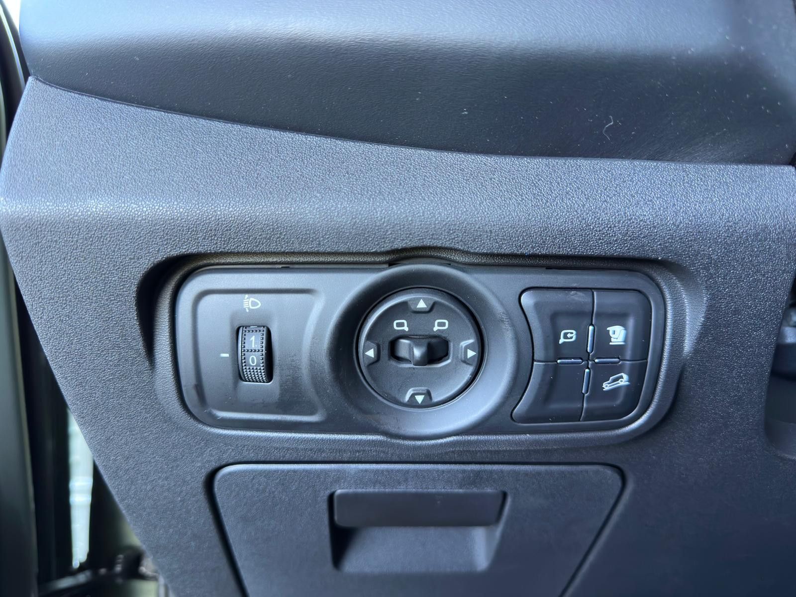 BAW 212 2,0L TCI 4WD | Seilwinde | 4×4 — Bild 19