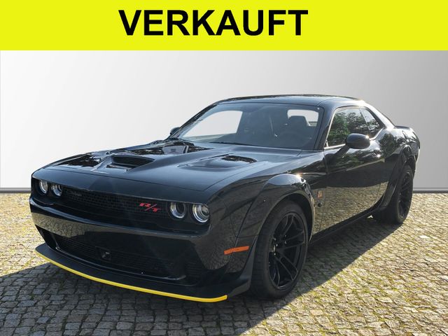 Dodge Challenger R/T Scat Pack Widebody mit KLAPPENAUS