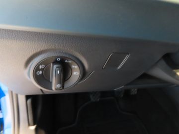 Fotografie 15 des Seat Arona Xperience 1.0 81kw AHK 18`SunSet Navi
