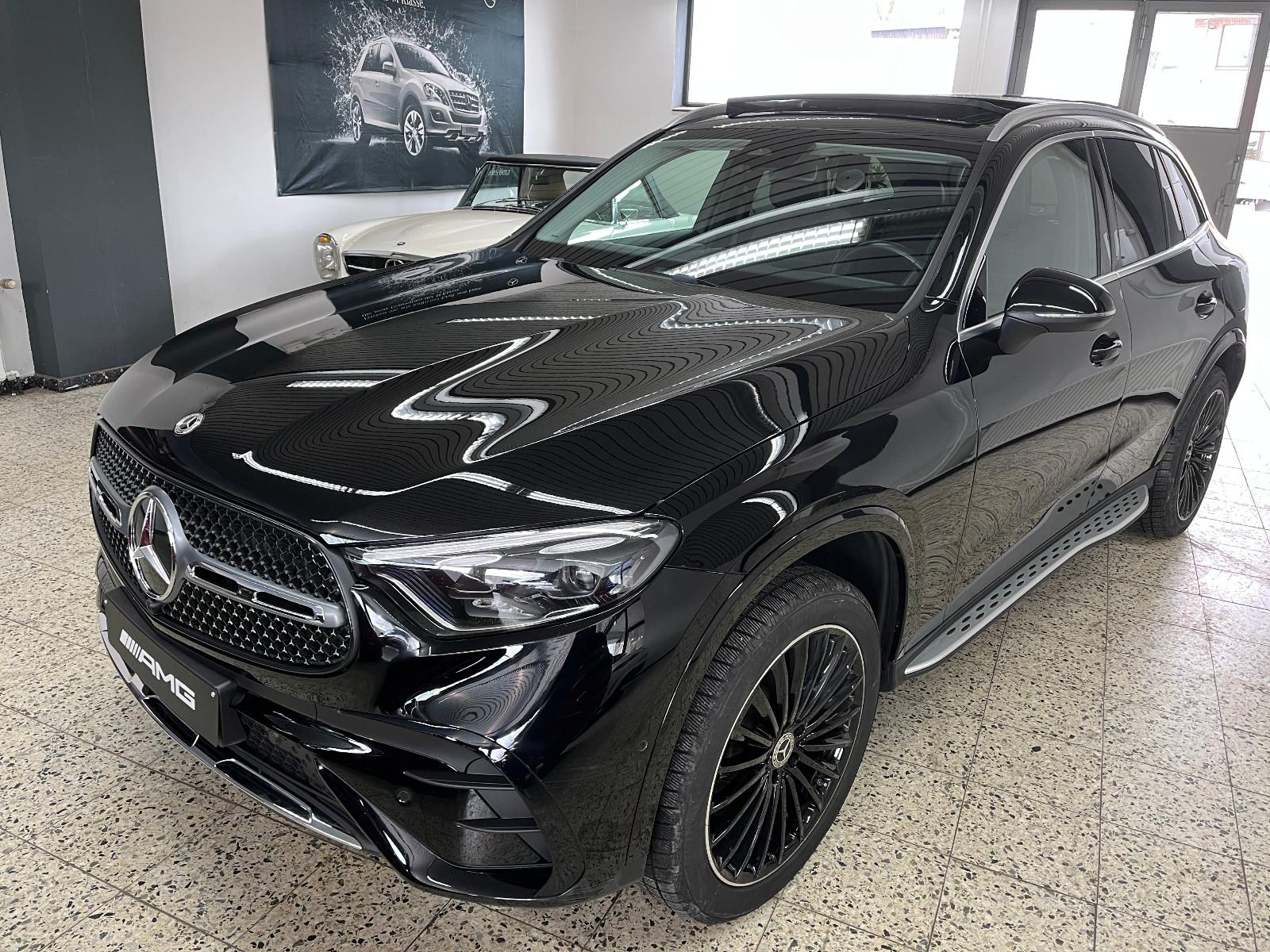 Mercedes-Benz GLC 300 e 4Ma AMG Line NAV/LED/PSD/AHK/DISTR/20"