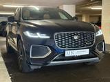 Jaguar F-Pace F-PACE R-Dynamic SE AWD - Jaguar F-Pace: R Dynamic Se