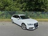Audi A4 2.0 TDI 130kW S line Avant S line