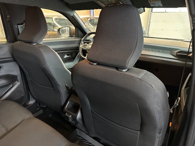 MYAUTOCENTER – Gebraucht- und Jahreswagen mit Werkstattservice in Pfaffenhofen Dacia Duster III Hybrid 140Extreme *KLIMA*KAM*NAVI*ACC