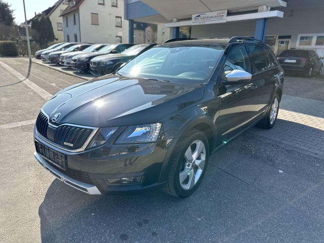 Skoda Octavia 2.0TDI DSG Scout 4x4 Panorama Virtuell N