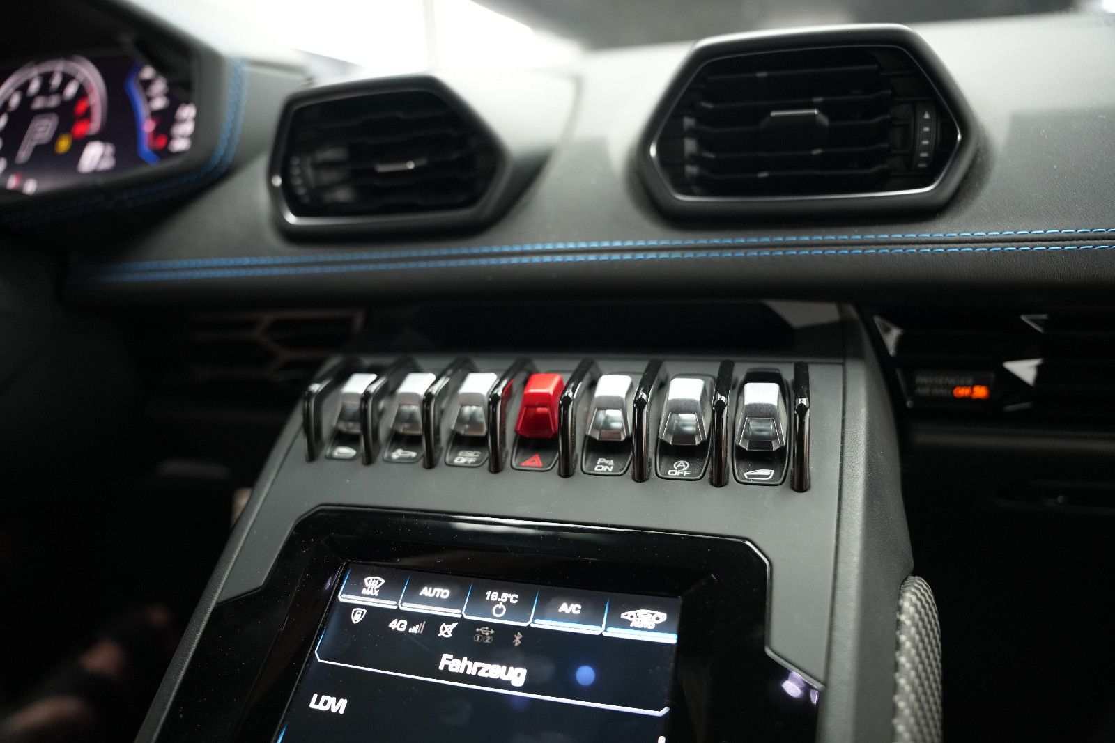 Fahrzeugabbildung Lamborghini Huracán EVO V10 /LIFT/SENSONUM/KAMERA/ACC