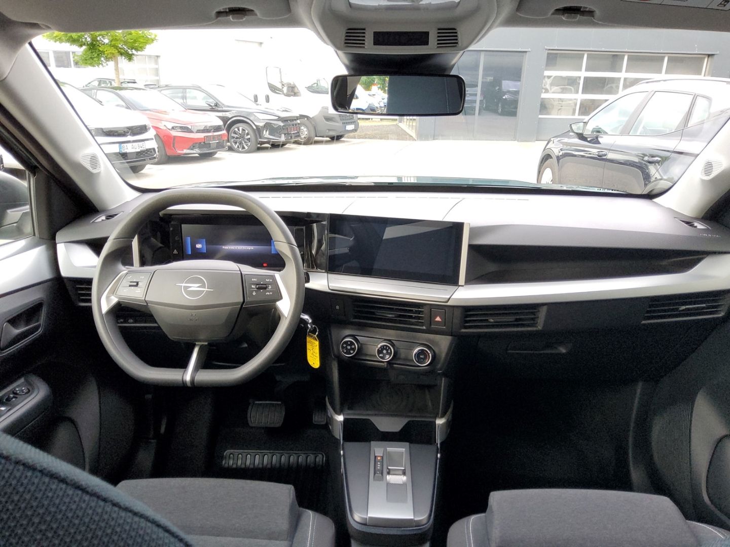 Fahrzeugabbildung Opel Frontera Edition, Tech-Paket, LED, Rückfahrkamer