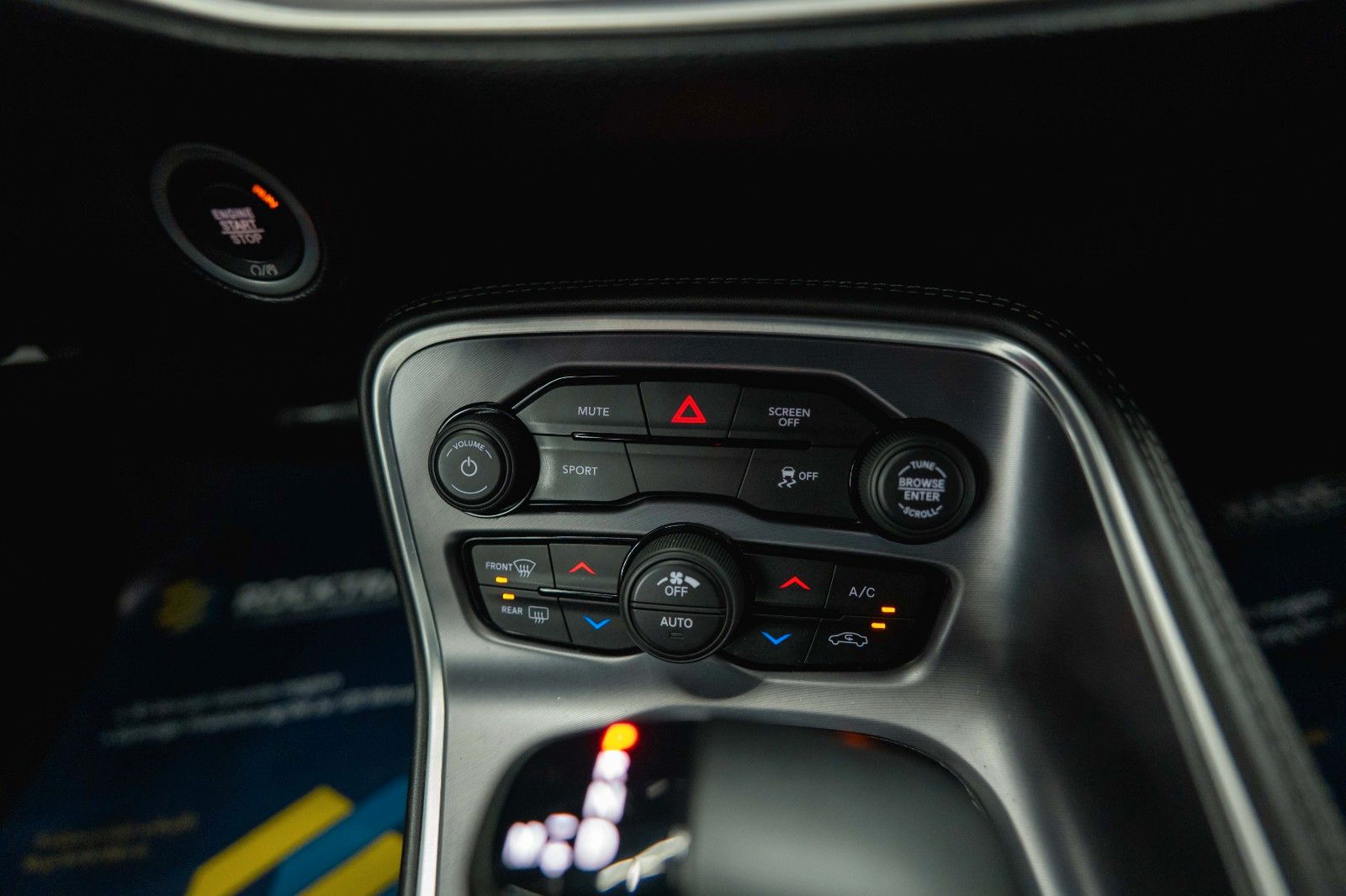 Fahrzeugabbildung Dodge Challenger 3.6 V6 GT SRT Styling *LED*1.Hand*