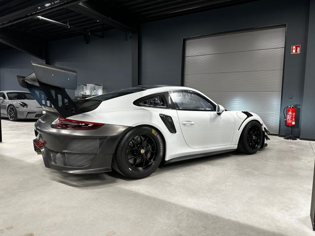 Fahrzeugabbildung Porsche 911/991.2 GT2 RS Clubsport