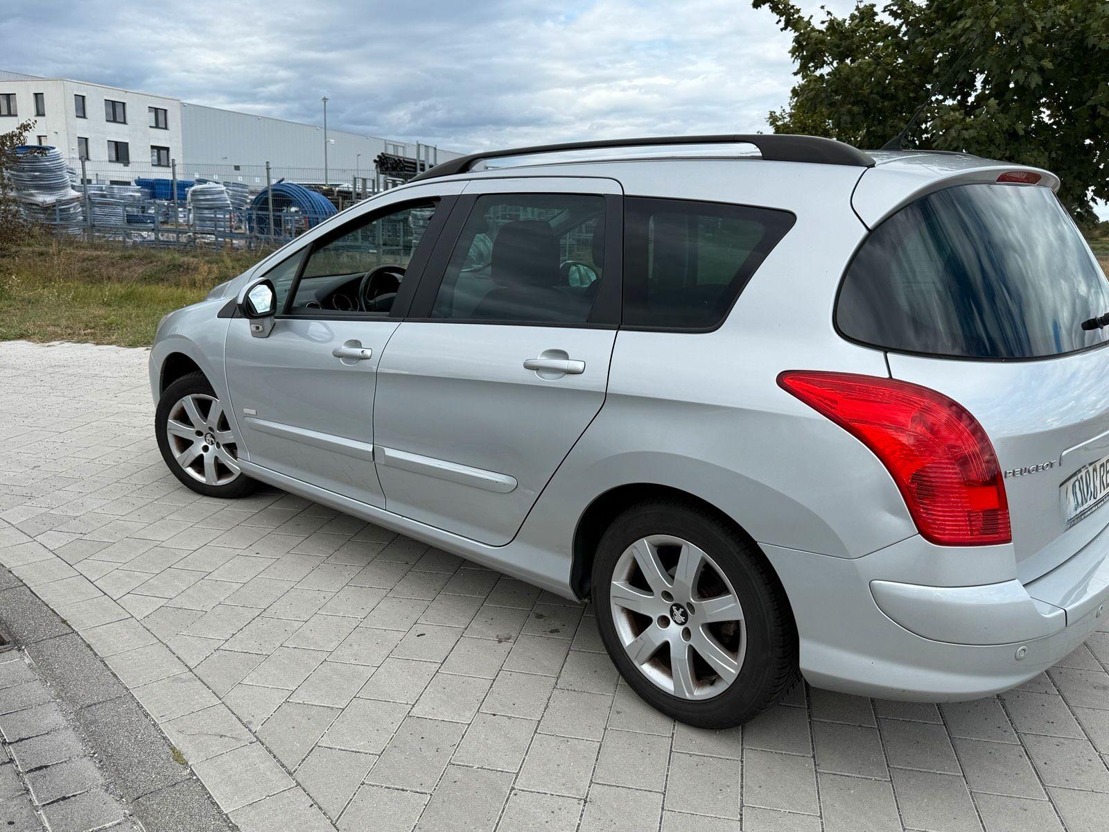 Peugeot 308 2014 — photo 6