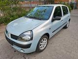 Renault Clio 1.2 16V Klima - Renault Clio aus 2002: 1.2