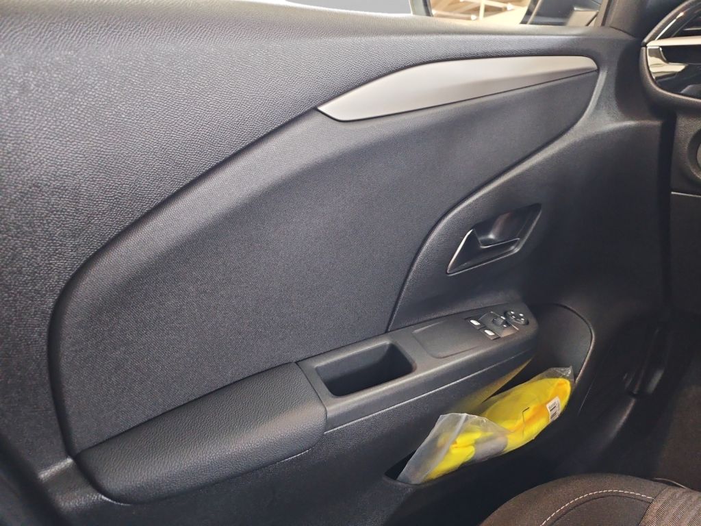 Fahrzeugabbildung Opel Corsa 1.2 Turbo Edit. Navi Sitzheizung Parkpilot