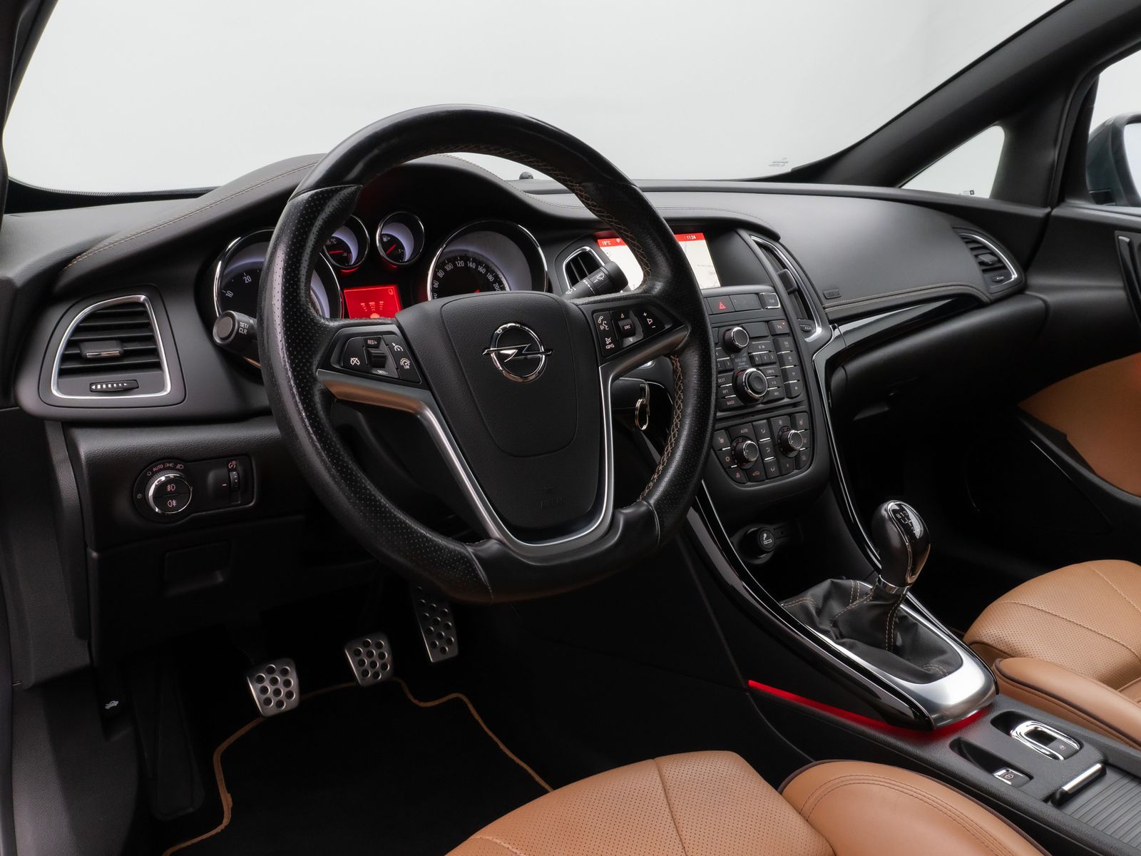 Fahrzeugabbildung Opel Cascada Innovation ecoFlex Kamera Navi Xenon