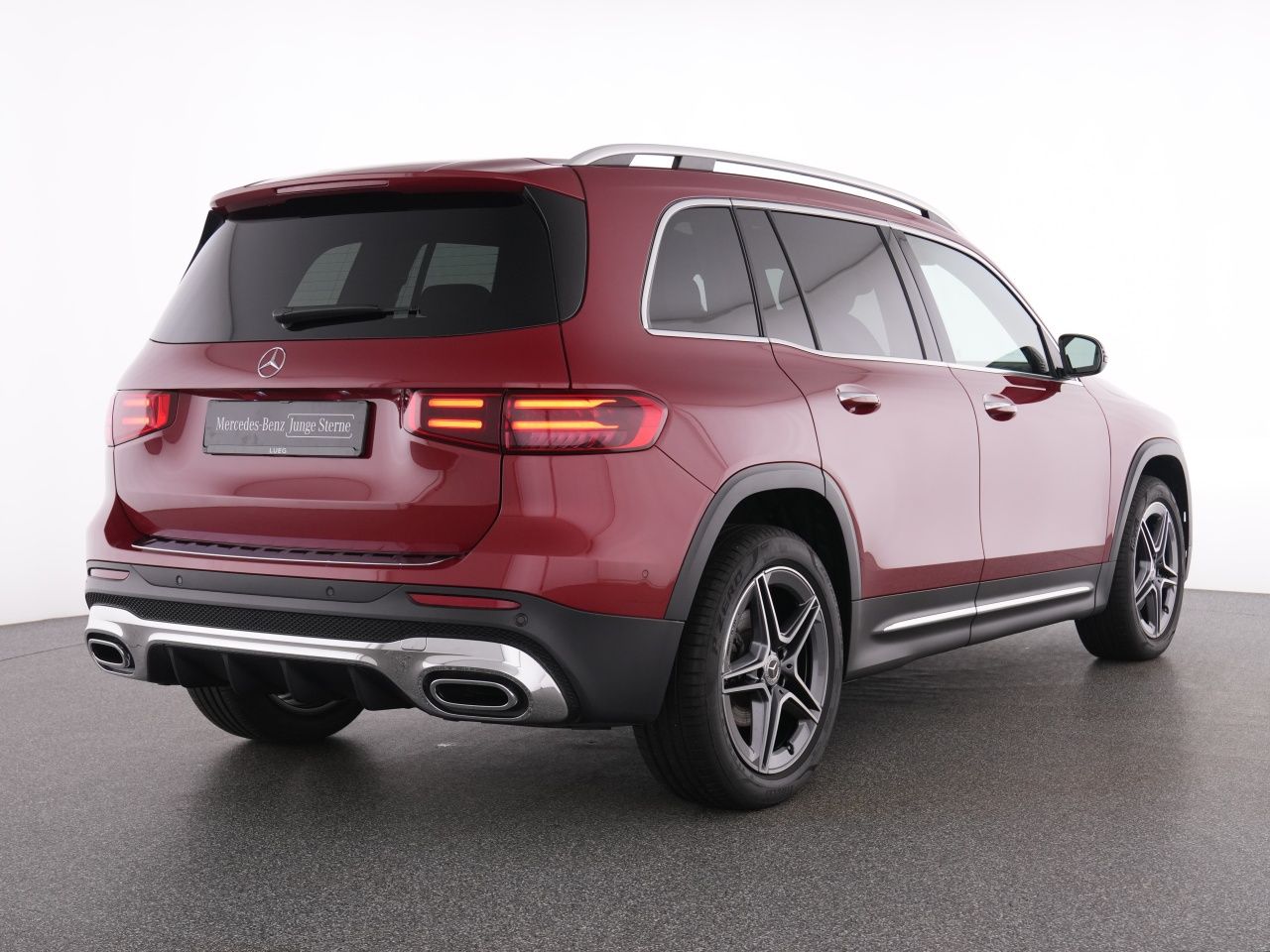 Mercedes-Benz GLB 180 AMG+Pano+MBeam+KeylGo+EHeck+Kamera+Totw+ imagem 3